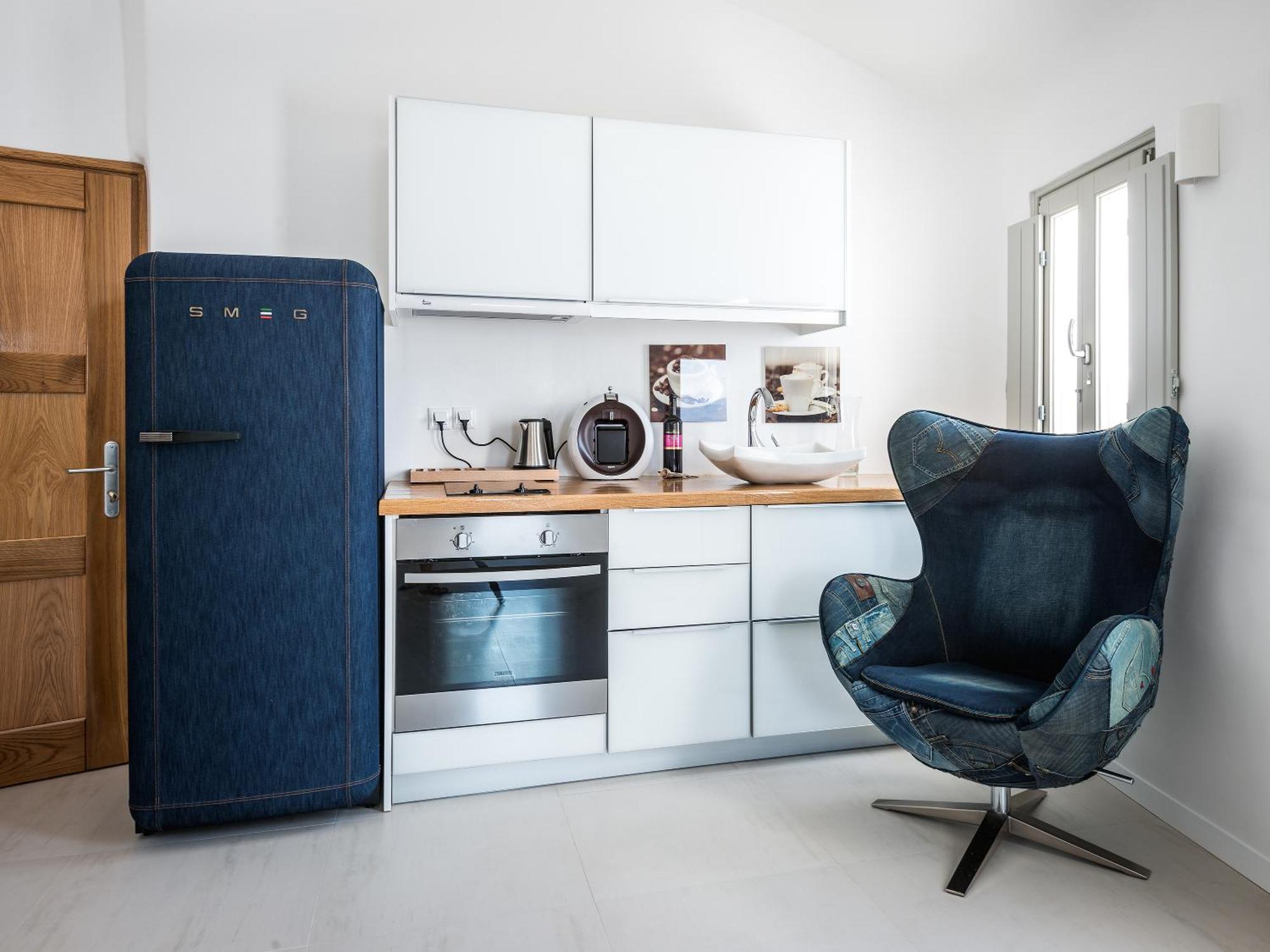 イア エリート スイーツヴィラ 部屋 写真